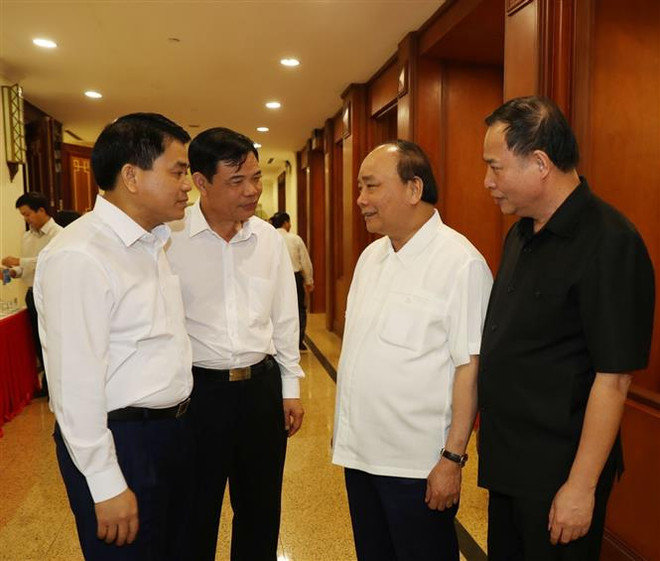 越共十二届八中全会:凝心聚力实现新突破 ảnh 2 越共十二届八中全会:凝心聚力实现新突破 ảnh 2