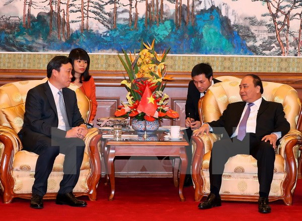 阮春福总理会见中国基础设施建设大型企业领导 ảnh 1 阮春福总理会见中国基础设施建设大型企业领导 ảnh 1