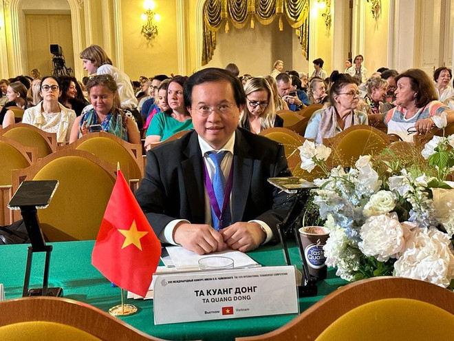 首个越南人被邀请为柴可夫斯基国际音乐比赛钢琴项目的评委 ảnh 1 首个越南人被邀请为柴可夫斯基国际音乐比赛钢琴项目的评委 ảnh 1