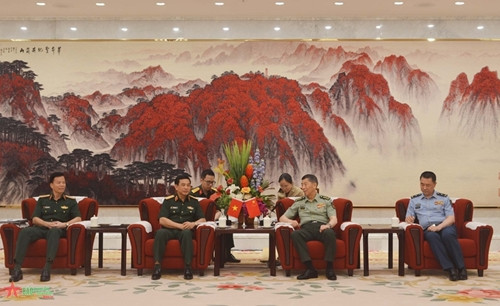 潘文江部长会见中国国防部长 ảnh 2 潘文江部长会见中国国防部长 ảnh 2
