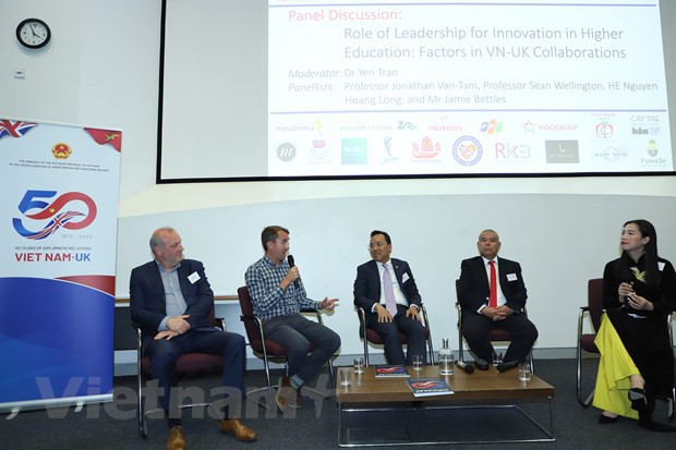 越英建交50周年:加强两国在教育合作中的创新力度 ảnh 1 越英建交50周年:加强两国在教育合作中的创新力度 ảnh 1