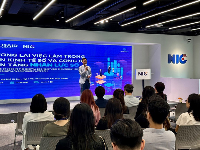 越美携手共建数字人力资源平台 提供就业导向并引领新趋势 ảnh 1