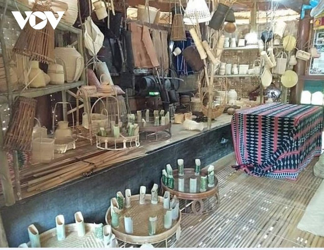 广南省戈都族同胞恢复传统编织手工业 ảnh 1 广南省戈都族同胞恢复传统编织手工业 ảnh 1