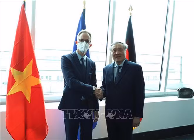 越南最高人民法院院长阮和平对德国进行访问 ảnh 1
