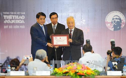 “河内之爱”裴春派奖颁奖仪式在河内举行 ảnh 2 “河内之爱”裴春派奖颁奖仪式在河内举行 ảnh 2