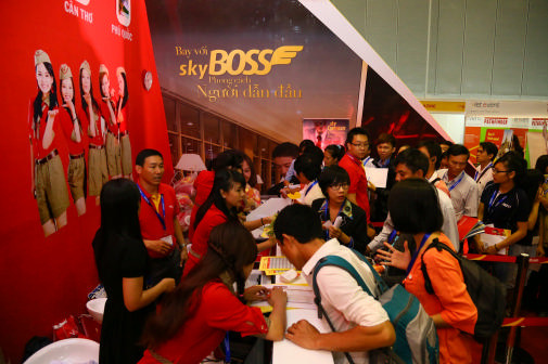 2016年胡志明市国际旅游展览会：越捷航空公司推出2100多张零价机票 ảnh 1