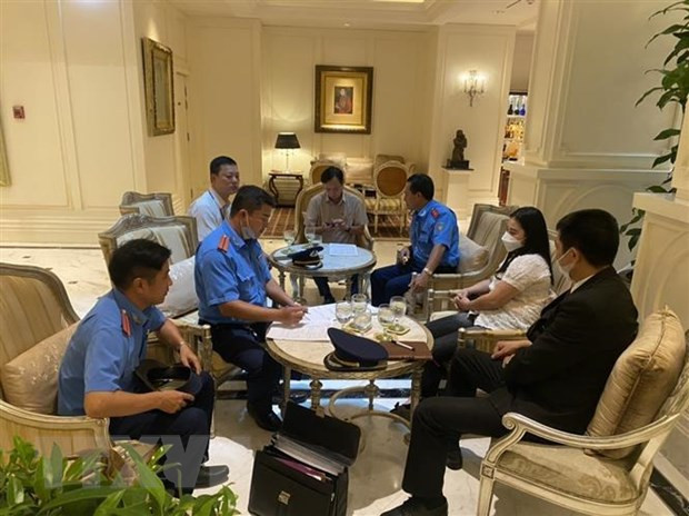 高价收取外国游客的士费 河内市的士司机遭罚并要求向游客道歉 ảnh 1