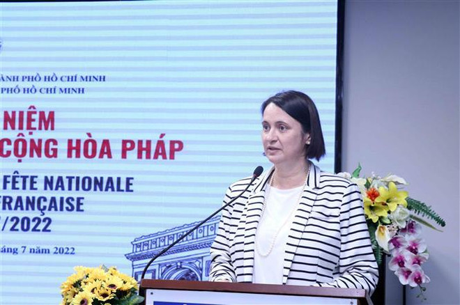 越南与法国加深团结友谊 ảnh 3