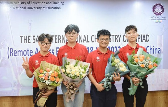 2022年国际化学奥林匹克竞赛:越南四名参赛学生全部夺得金牌 ảnh 1 2022年国际化学奥林匹克竞赛:越南四名参赛学生全部夺得金牌 ảnh 1
