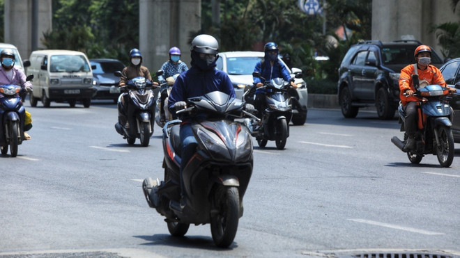 越南北部继续出现酷热高温天气 局地气温达39摄氏度以上 ảnh 1