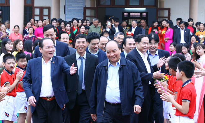 阮春福参加在北江省的“全民大团结日”活动 ảnh 1 阮春福参加在北江省的“全民大团结日”活动 ảnh 1