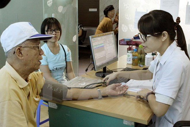 2017年APEC会议：“促进积极健康老龄化 实现可持续发展”的多边论坛在胡志明市开幕 ảnh 1