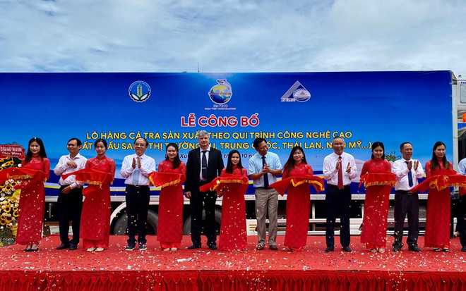 南越集团首次对外出口高科技查鱼产品 ảnh 1