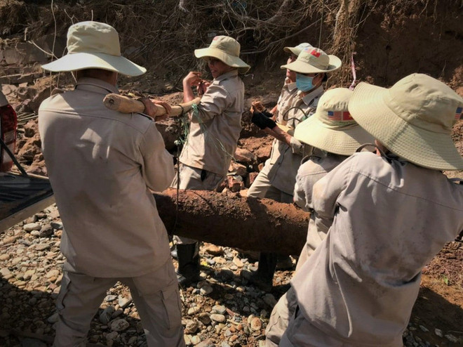 广治省集中处理在洪灾过后所发现的炸弹和地雷 ảnh 2 广治省集中处理在洪灾过后所发现的炸弹和地雷 ảnh 2