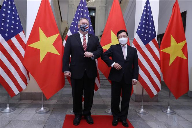 越南政府副总理兼外长范平明与美国国务卿蓬佩奥举行会谈 ảnh 1  越南政府副总理兼外长范平明与美国国务卿蓬佩奥举行会谈 ảnh 1