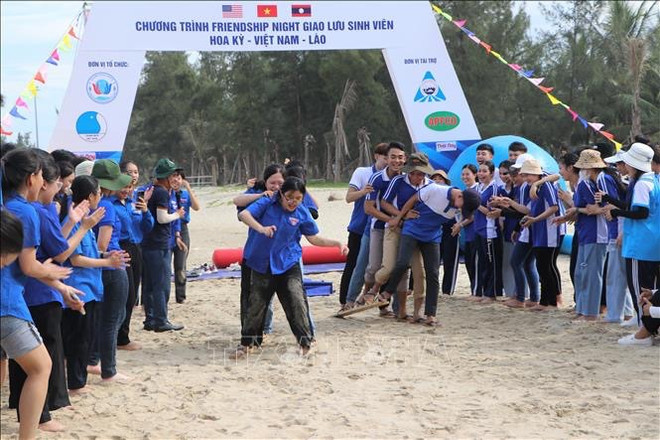 美越老在广义省大学生开展交流活动 ảnh 1 美越老在广义省大学生开展交流活动 ảnh 1