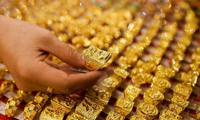 7月17日上午越南国内黄金卖出下降10万越盾 ảnh 1 7月17日上午越南国内黄金卖出下降10万越盾 ảnh 1