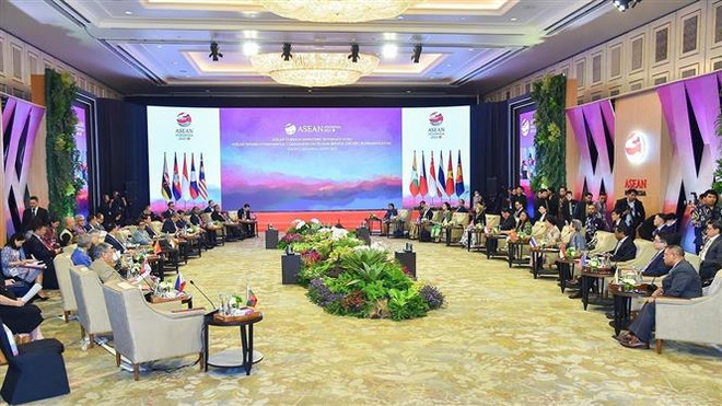 第56届东盟外长会:越南下决心有效开展《东南亚无核武器区条约》行动计划 ảnh 3 第56届东盟外长会:越南下决心有效开展《东南亚无核武器区条约》行动计划 ảnh 3