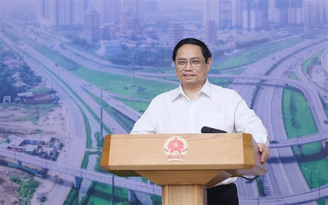 范明政总理:为交通建设项目重点关注解决场地清理和建材供应等两个问题 ảnh 1 范明政总理:为交通建设项目重点关注解决场地清理和建材供应等两个问题 ảnh 1