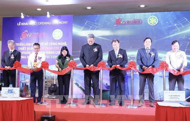 第16届越南胡志明市国际电力设备与技术展览会正式开幕 ảnh 1 第16届越南胡志明市国际电力设备与技术展览会正式开幕 ảnh 1