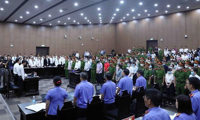 救援包机受贿案:54人被起诉 最高可判死刑 ảnh 1 救援包机受贿案:54人被起诉 最高可判死刑 ảnh 1