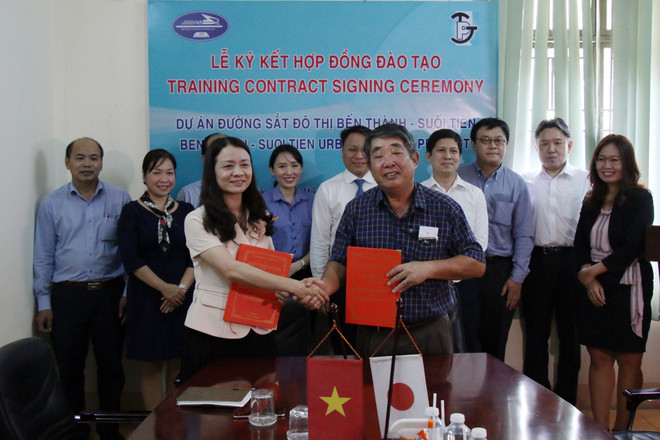 签订合同培训 近400 名员工 运营滨城 – 仙泉都市铁路线 ảnh 1 签订合同培训 近400 名员工 运营滨城 – 仙泉都市铁路线 ảnh 1