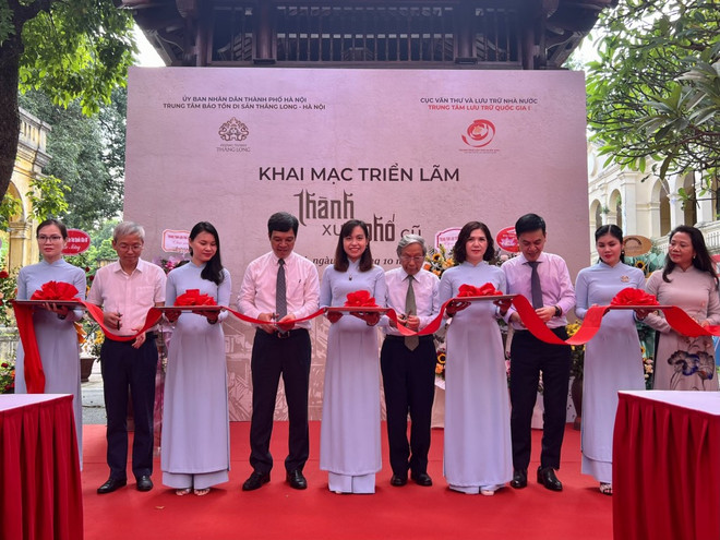 “旧城古街”展览正式开幕 ảnh 1