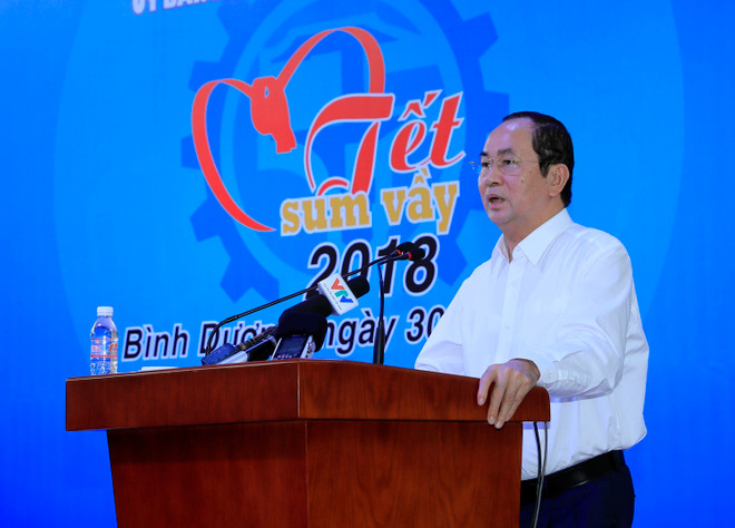 国家主席陈大光： 关心关爱工人和劳动者 注重提高其生活水平 ảnh 1