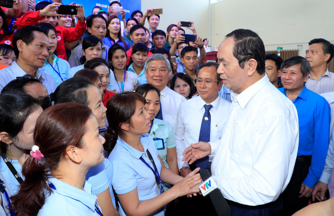 国家主席陈大光： 关心关爱工人和劳动者 注重提高其生活水平 ảnh 2