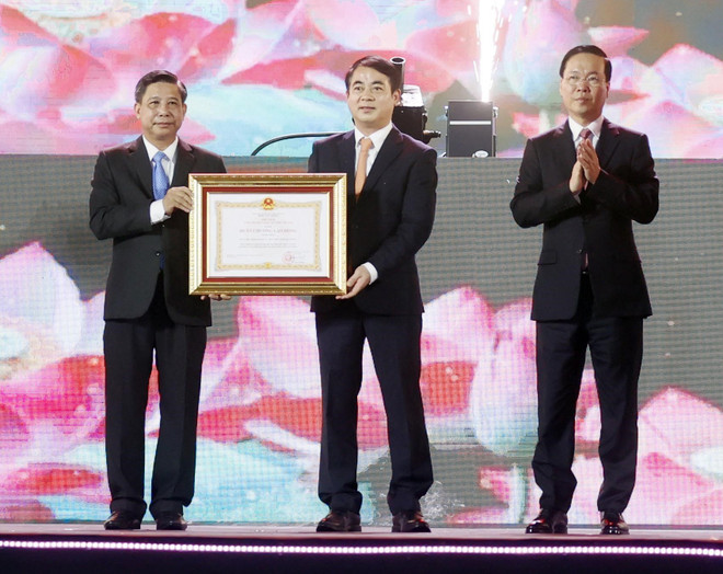 国家主席武文赏出席后江省成立20周年庆典 ảnh 1 国家主席武文赏出席后江省成立20周年庆典 ảnh 1