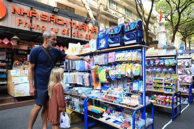 2024年胡志明市力争接待国际游客约600万人次 ảnh 1