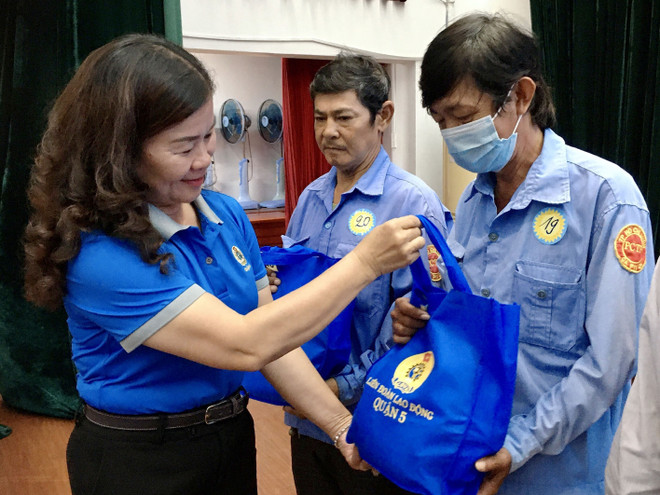 胡志明市不断提高减贫计划的质量 ảnh 1