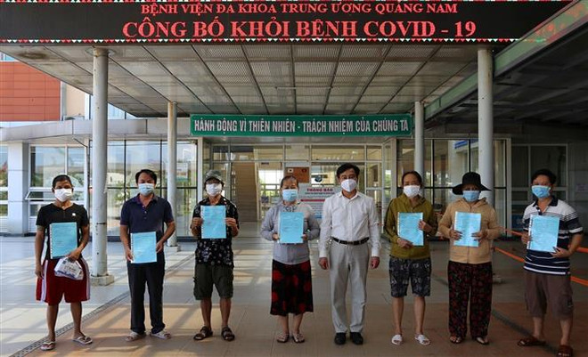 新冠肺炎疫情:广南省新增13例新冠肺炎治愈出院病例 ảnh 1 新冠肺炎疫情:广南省新增13例新冠肺炎治愈出院病例 ảnh 1