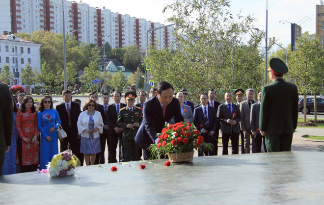 越南国庆75周年庆祝活动在俄罗斯和阿根廷举行 ảnh 1 越南国庆75周年庆祝活动在俄罗斯和阿根廷举行 ảnh 1