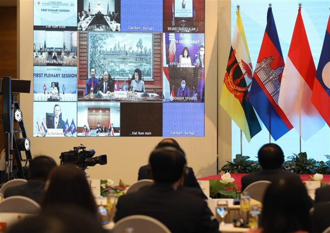 AIPA 41：韩桑林分享“以人为中心”的发展战略 ảnh 1