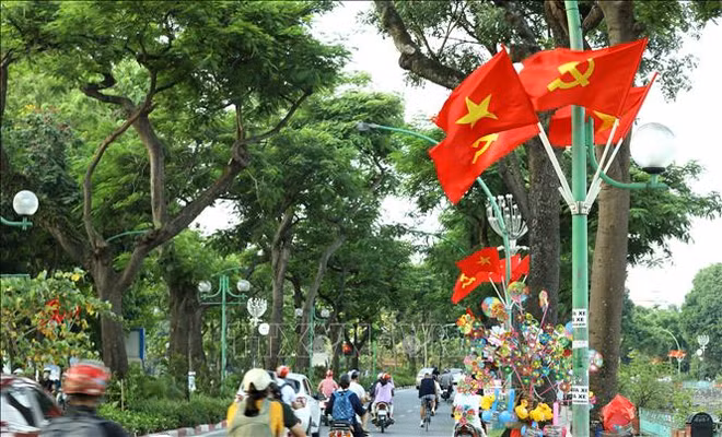 世界各国领导人陆续向越南领导人致国庆贺电和贺信 ảnh 1