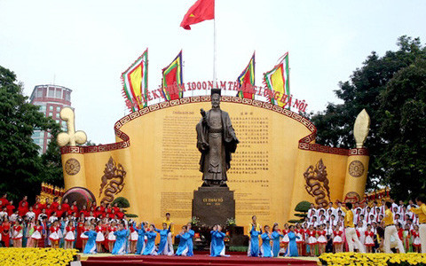 河内升龙1010周年在线知识竞赛活动启动 ảnh 1 河内升龙1010周年在线知识竞赛活动启动 ảnh 1