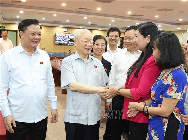 越共中央总书记阮富仲：反腐败反消极工作已成为一种趋势，一种永不停歇的运动 ảnh 1