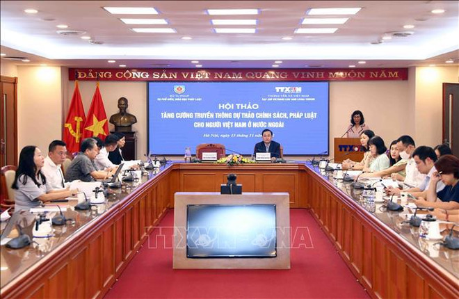 加强对海外越南人的法律政策草案宣传力度 ảnh 1 加强对海外越南人的法律政策草案宣传力度 ảnh 1