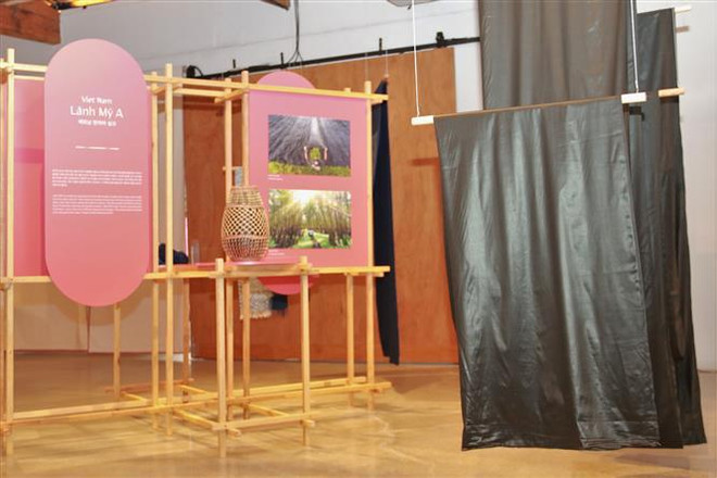 东盟在韩国推介传统面料 ảnh 2 东盟在韩国推介传统面料 ảnh 2