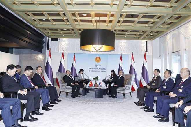 国家主席阮春福会见泰国国会主席川·立派 ảnh 2 国家主席阮春福会见泰国国会主席川·立派 ảnh 2