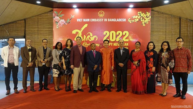 孟加拉国国会对外委员会主席赞赏越南民族传统春节 ảnh 1 孟加拉国国会对外委员会主席赞赏越南民族传统春节 ảnh 1