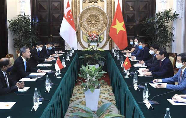 李光耀公共政策学院专家谈越新关系中各大亮点 ảnh 2 李光耀公共政策学院专家谈越新关系中各大亮点 ảnh 2