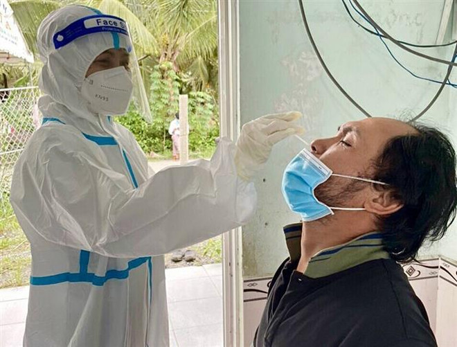 2月24日越南新增新冠肺炎病例数近7万 ảnh 1 2月24日越南新增新冠肺炎病例数近7万 ảnh 1