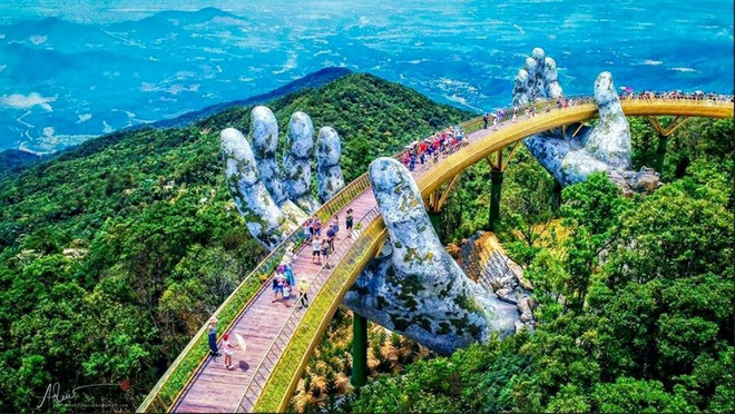 700人以上的会奖旅游团抵达岘港市时将获警车引导 ảnh 1 700人以上的会奖旅游团抵达岘港市时将获警车引导 ảnh 1