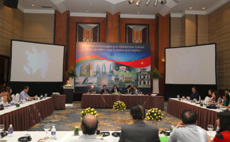  越南与阿塞拜疆加强文化交流 ảnh 1