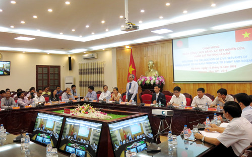 孟加拉国高级公务员代表团访问对越南河南省 ảnh 1