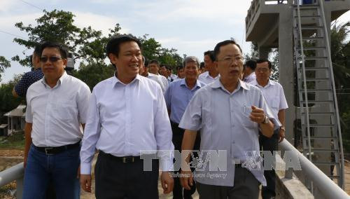 越南政府副总理王廷惠在后江省调研 ảnh 1 越南政府副总理王廷惠在后江省调研 ảnh 1