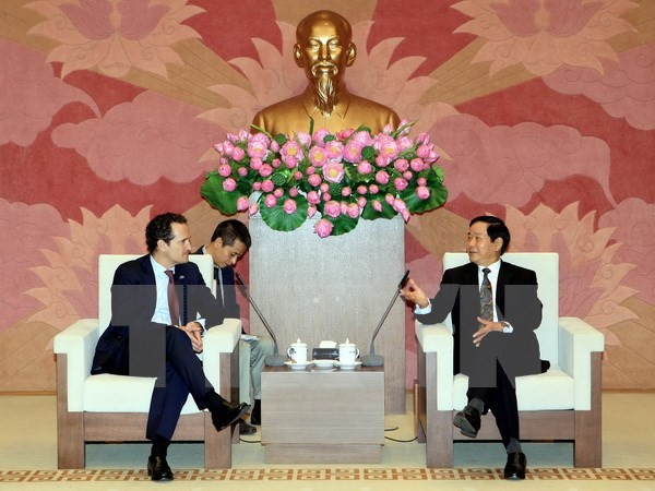 越南国会对外委员会主任会见欧盟驻东盟大使弗朗西斯科•丰唐 ảnh 1 越南国会对外委员会主任会见欧盟驻东盟大使弗朗西斯科•丰唐 ảnh 1