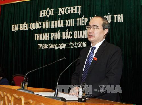 越南祖国阵线中央委员会主席阮善仁接触北江省选民 ảnh 1 越南祖国阵线中央委员会主席阮善仁接触北江省选民 ảnh 1